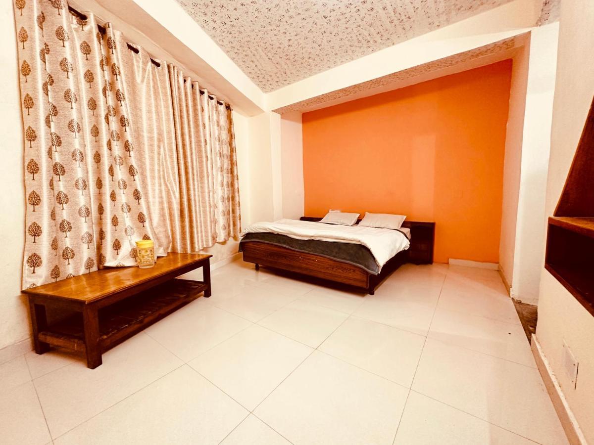 Hotel D Kanchan Manali מראה חיצוני תמונה