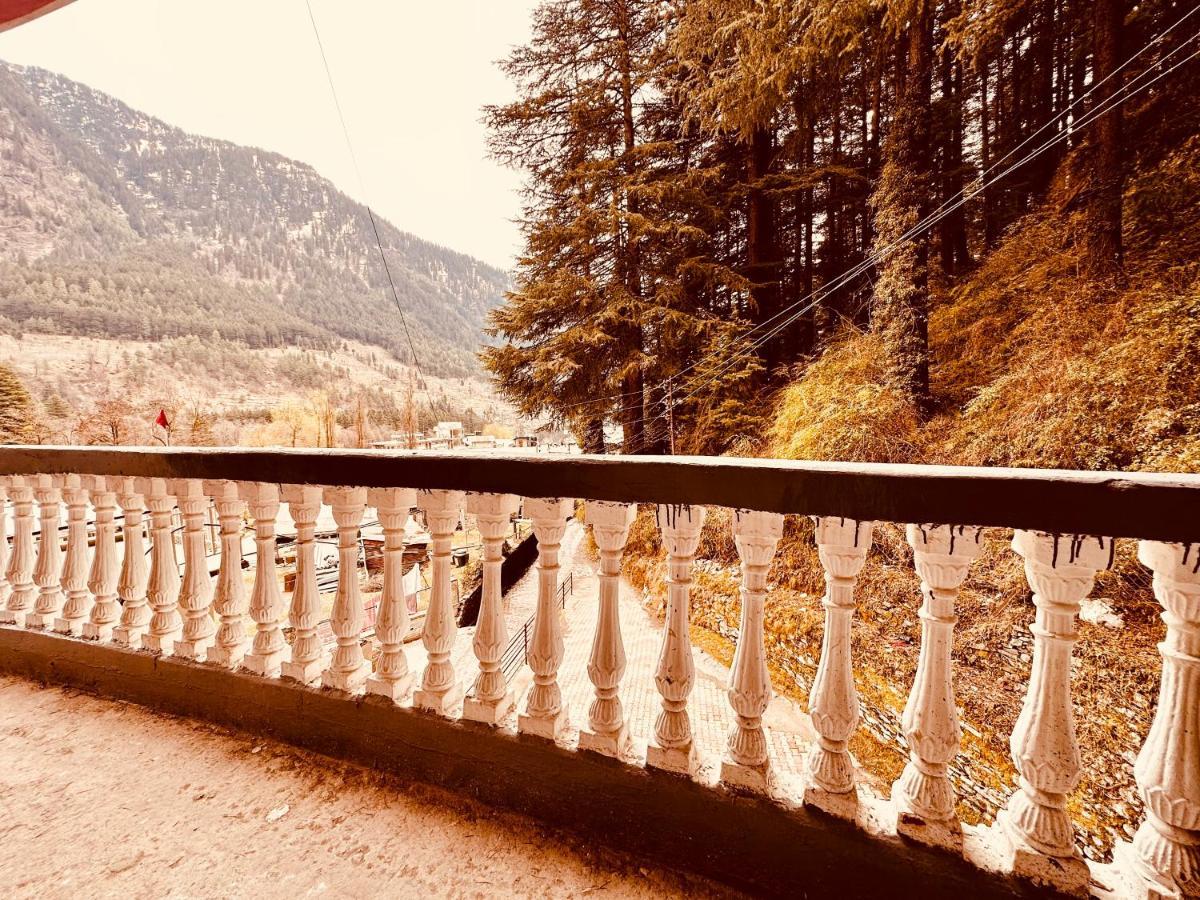 Hotel D Kanchan Manali מראה חיצוני תמונה
