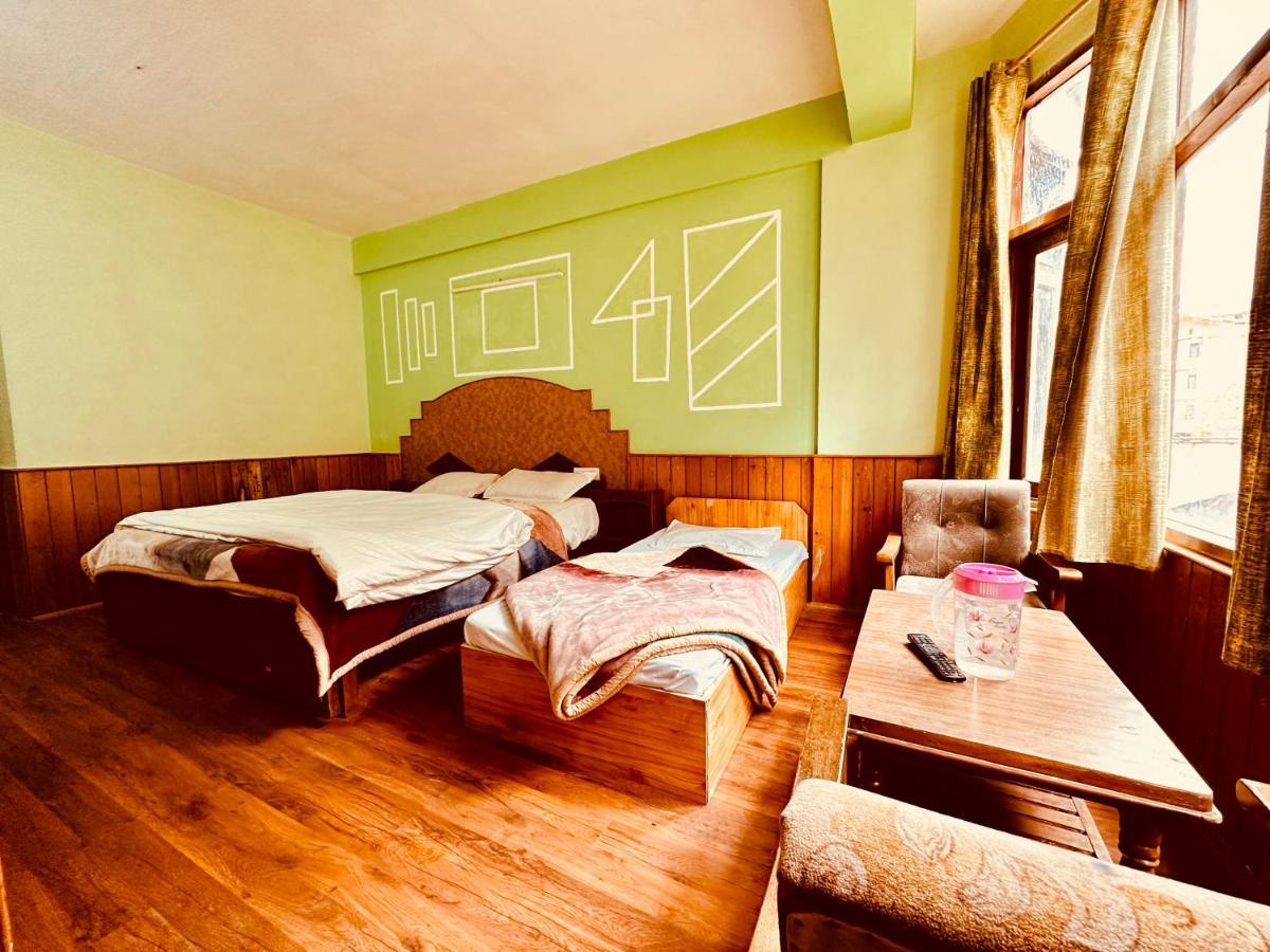 Hotel D Kanchan Manali מראה חיצוני תמונה