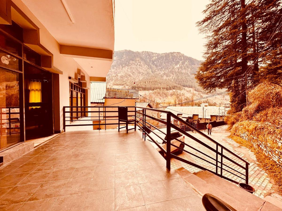 Hotel D Kanchan Manali מראה חיצוני תמונה