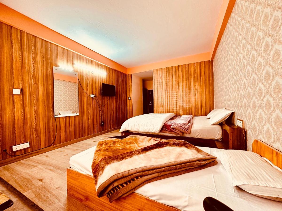 Hotel D Kanchan Manali מראה חיצוני תמונה